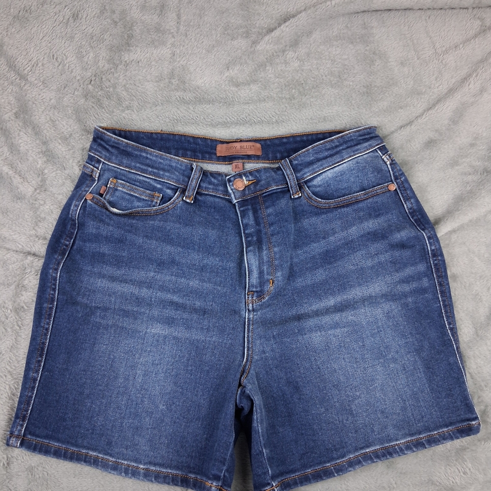 Judy Blue Women's Classic Blue Jean Shorts